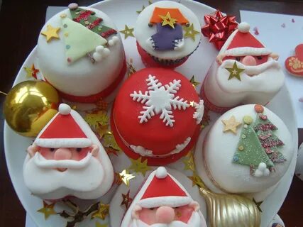 Mini Christmas Cakes Mini rich fruit cakes perfact Christm. 