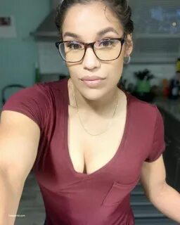 Julianna Pena Nude and Sexy Photo Collection - Fappenist