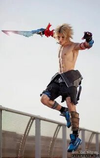 Tidus Final Fantasy Dissidia Cosplay by Leon Chiro by https: