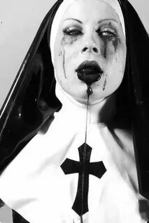 Pin by Jodi-Sue Peck on Nuns day off Vampire pictures, Horro