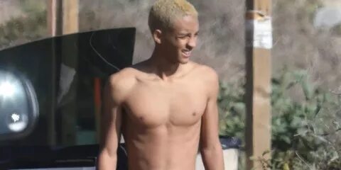 Jaden Smith Hangs Out Shirtless by the Beach in Malibu Jaden