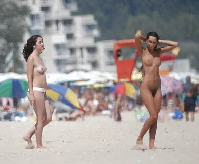 Crowded Beach See Through Free Porn