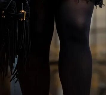 Katherine Langford`s Legs and Feet in Tights