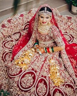 Breathtaking Heavy Lehengas We Spotted On Real Brides Indian