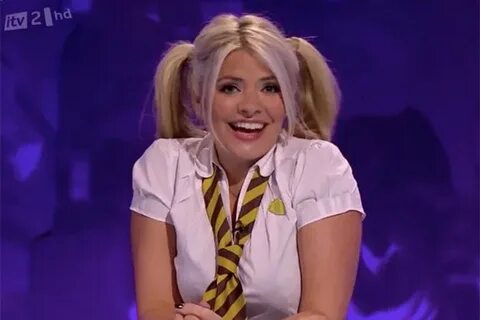 Holly Willoughby - 9GAG