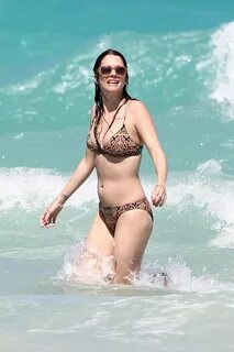 Julie Gonzalo Bikini Candids - Miami Beach, April 2014 * Cel