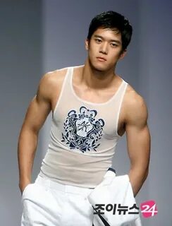 Ha Suk Jin 하석진 D.O.B 10/2/1982 (Aquarius) Sexy asian men, As