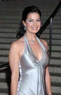 Sela Ward. Fashion tips for women, Over 50 womens fashion, F