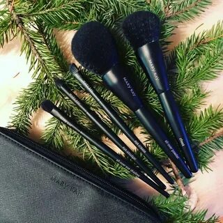 MaryKay.com/Carrithers ❤ my MARY KAY Brush Set! Mary kay cos