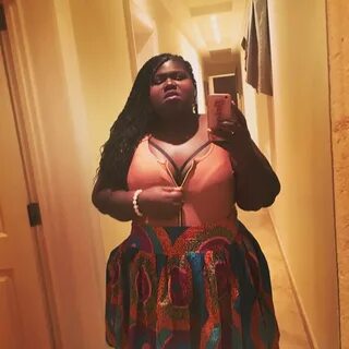 #Empire star Gabourey Sidibe shows off Bikini bod.