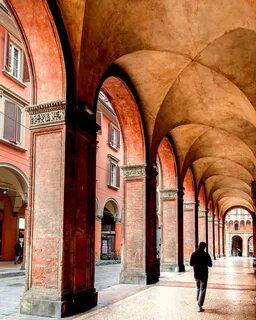 A weekend in Bologna travel guide: Renaissance, Romance and 