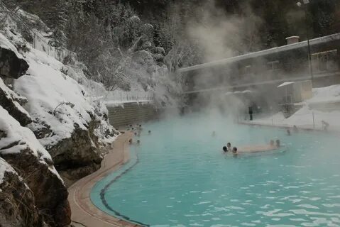 hot-springs - Radium Hot Springs