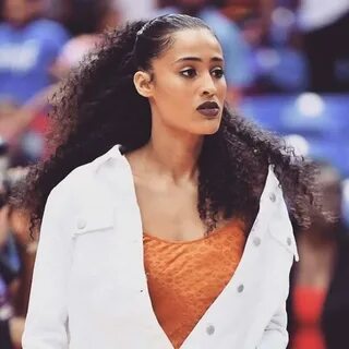 Skylar Diggins-Smith Net Worth, Bio, Age, Height, Nationalit