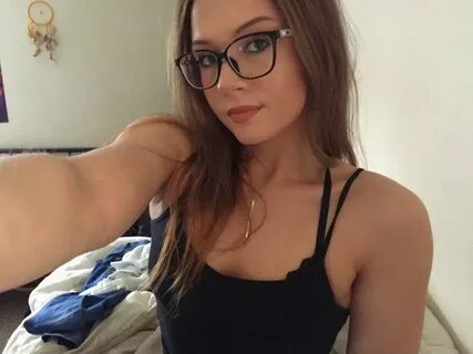 29 Girls Even More Sexy In Glasses - Wow Gallery eBaum's Wor