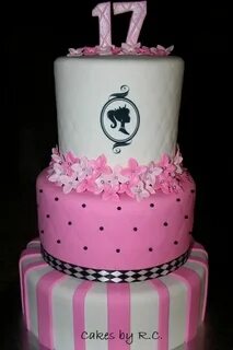 Sweet 17 17 birthday cake, Birthday cake decorating, Happy 1