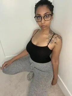 meutia amanda indo Porn Pics and XXX Videos