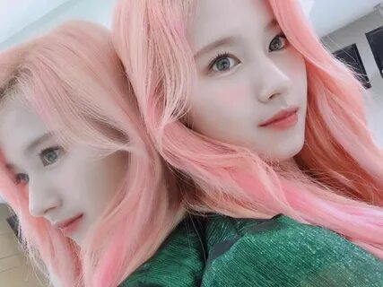 Sana * TWICETAGRAM Twice sana, Minatozaki sana, Pink hair