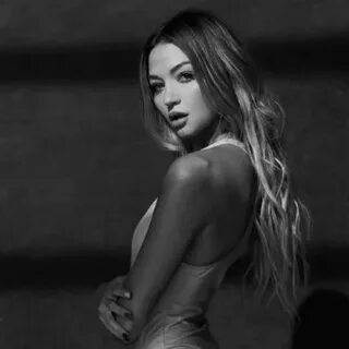 Erika Costell- Bio, Age, Net Worth, Height, Boyfriend