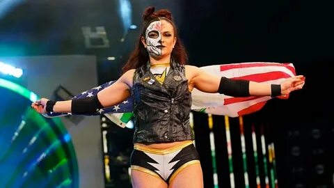 Thunder Rosa Signs with All Elite Wrestling