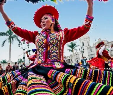 Hermosa danza peruana del departamento de Cuzco Fashion, Per