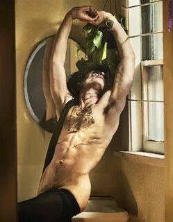 Ezra Miller Erotic Gay Movie Scenes And Nude Photos - Men Ce