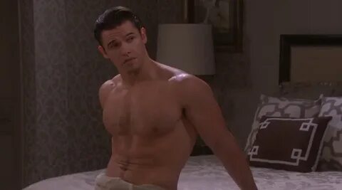 MALE CELEBRITIES: Hunky Paul Telfer shirtless in Days of Our