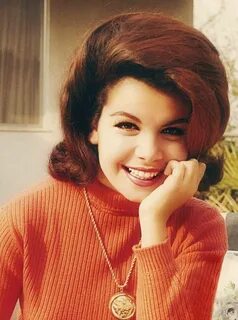Annette Funicello Annette funicello, Beautiful actresses, Mo