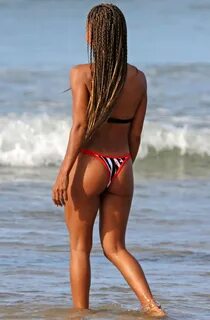 Jada-Pinkett-Smith-23 ⋆ CELEBRITY BIKINI BOOTY