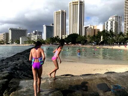 Фото из фотогалереи "Пляж Kuhio Beach на Вайкики в Гонолулу 