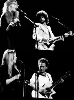 Stevie Nicks and Lindsey Buckingham Stevie nicks lindsey buc