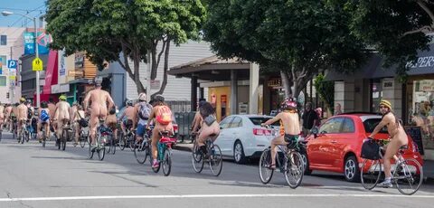 Фото The World Nude Bike Ride SF 2015 - фотограф Leo NucLeon