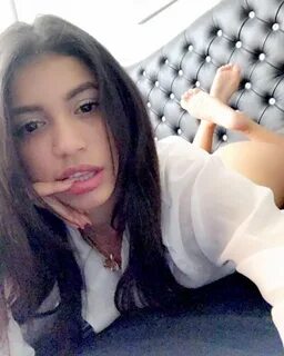 Veronica rodriguez selfies