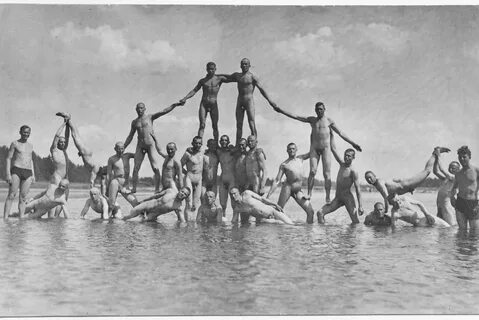 Bob's Naked Guys: Vintage military naked pose for the camera