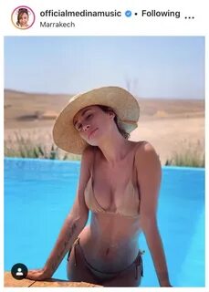 På ferie i Marrakech: Se labre Medina i bikini - Forsiden
