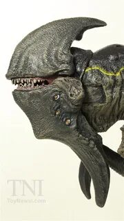 Pacific Rim 7" Deluxe Mutavore Kaiju Figure Video Review & I