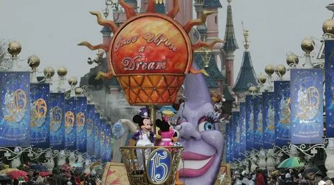 La crisi di Disneyland Paris - Il Post
