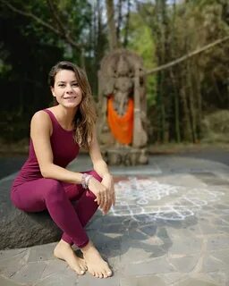 Marita García y su pololo realizan un viaje espiritual - Lim