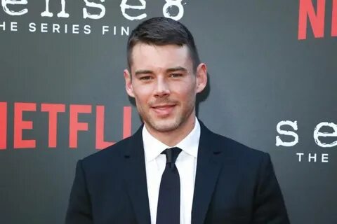 Brian J. Smith Net Worth, Measurements, Height, Age, Weight