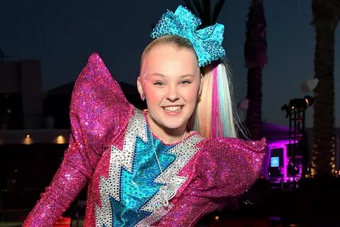 JoJo Siwa to join DWTS with shows first same sex dance pair 