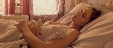 Nude video celebs " Analeigh Tipton sexy - Broken Star (2018