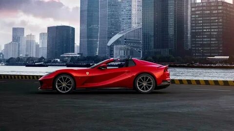 Картина на холсте 60x110 LinxOne "Красный автомобиль Ferrari 812"