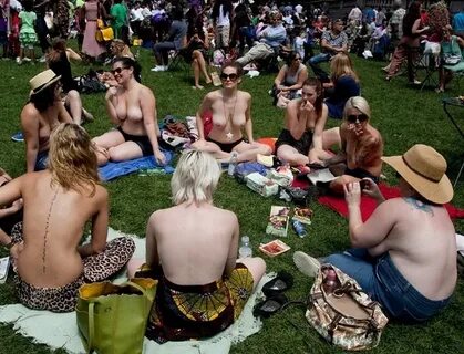 Nudez e flagras em locais públicos - Notícias - BOL