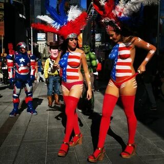 essenza fienile recluta body painting nyc times square Folli