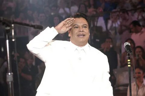 Juan Gabriel, entre el "amor eterno" a Rocío Dúrcal e Isabel