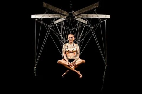 WK 9 - 26.11.17 - Human Suspension Article - ANNABEL GAËLLE