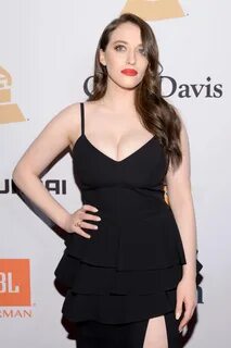 Kat Dennings Shows Off Her Figure In Hot And Sexy Pics