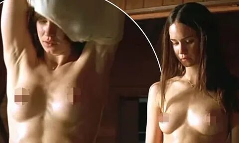 Fantastic Beasts' Katherine Waterston topless scene from The
