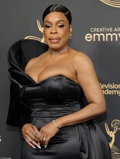 Niecy Nash Big Tits.