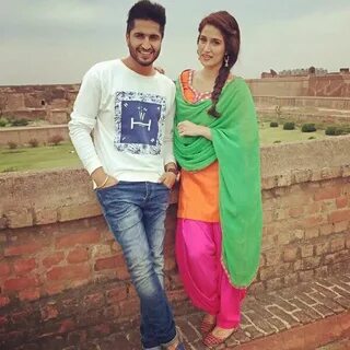 jassi gill Jassi gill, Punjabi wedding couple, Indian celebr