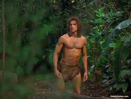 Brendan Fraser Shirtless - The Male Fappening